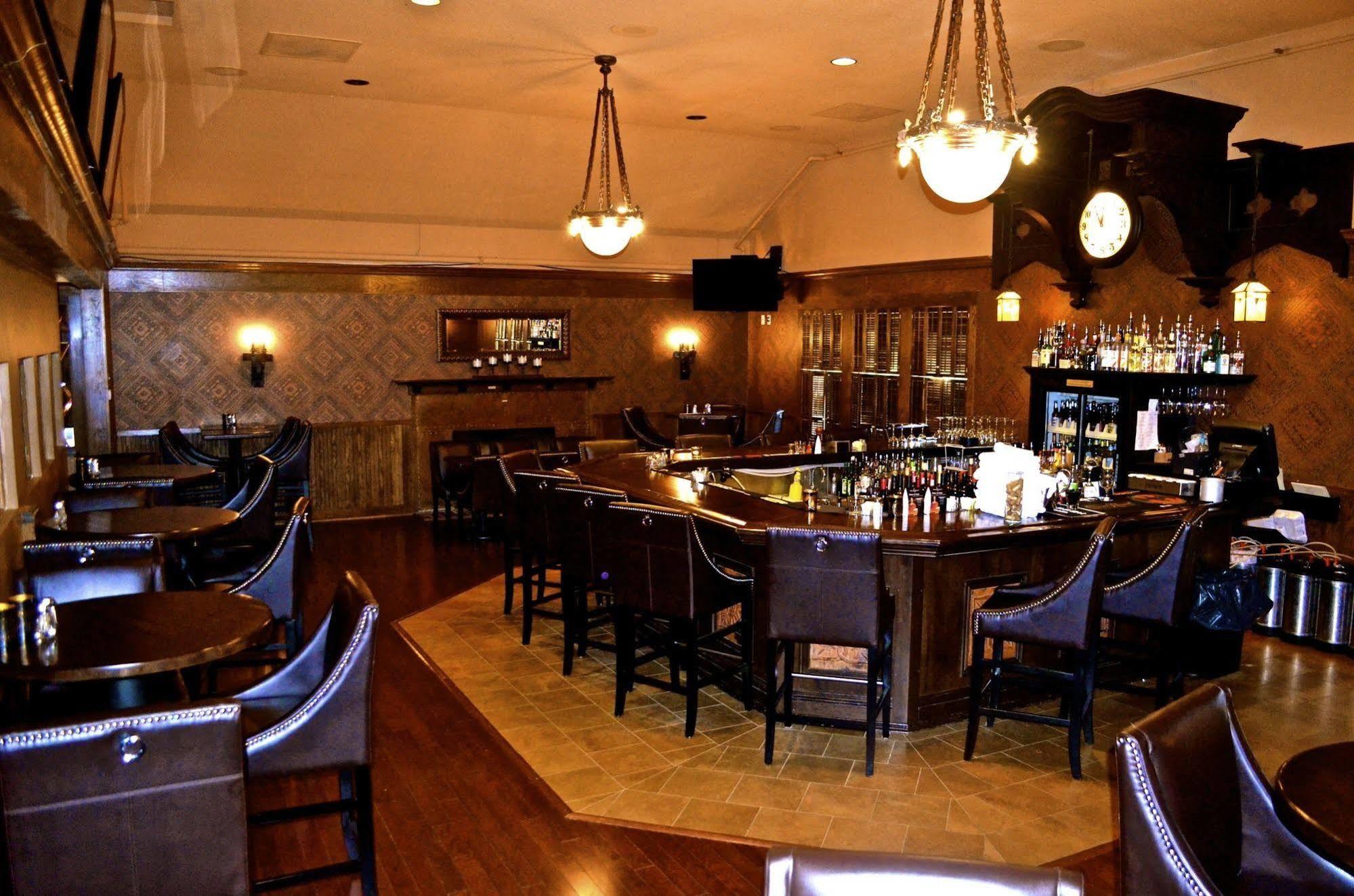 The Williston Boutique Hotel Bagian luar foto
